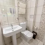 Favar Carpathians Apartment Skhidnytsia