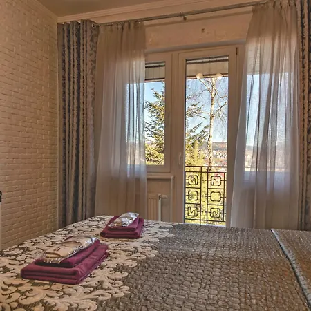 Favar Carpathians Apartment Skhidnytsia