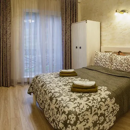 Favar Carpathians Apartment Skhidnytsia