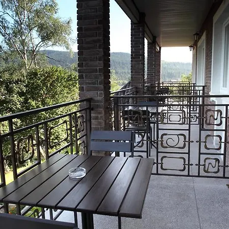 Favar Carpathians Apartamento Skhidnytsia