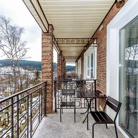 Apartamento Favar Carpathians *